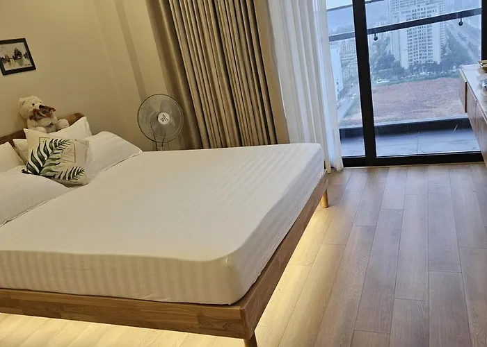 Highfloor In Icon 40 * Hạ Long