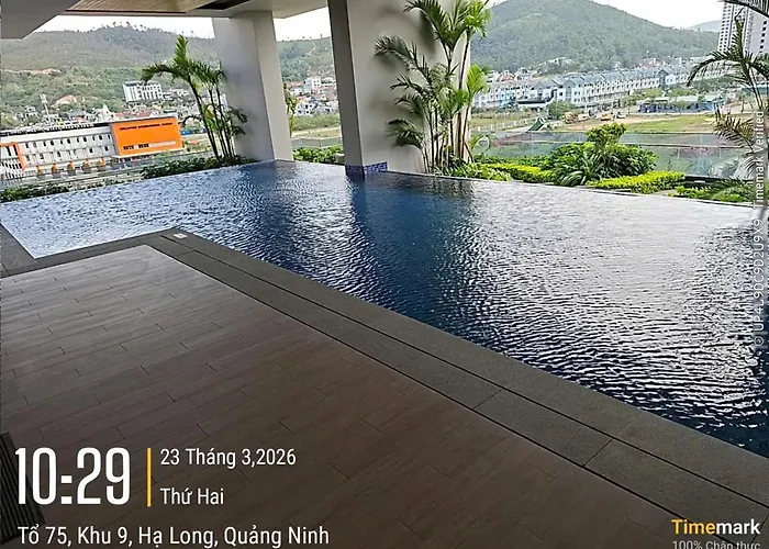 Căn hộ Highfloor In Icon 40 Hạ Long
